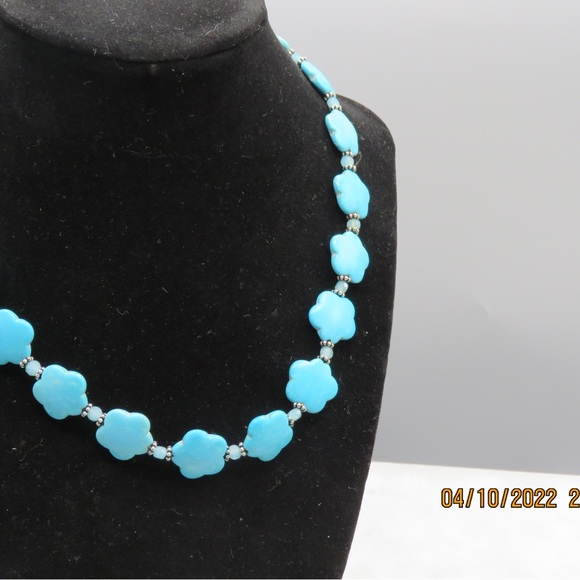 Meet your Posher and creator of OliviaJane Jewelry, Amy - Picture 5 of 12